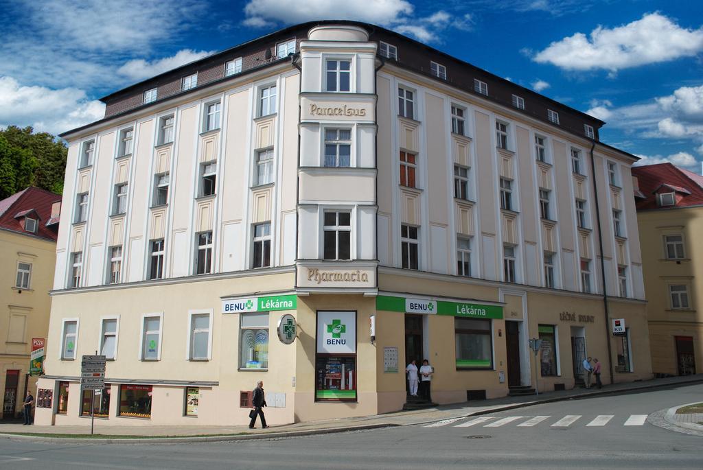 Hostel Foster Mariánské Lázně Kültér fotó