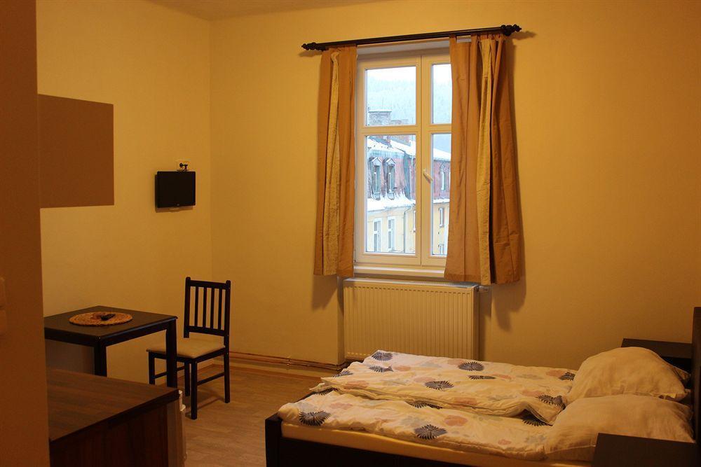 Hostel Foster Mariánské Lázně Kültér fotó