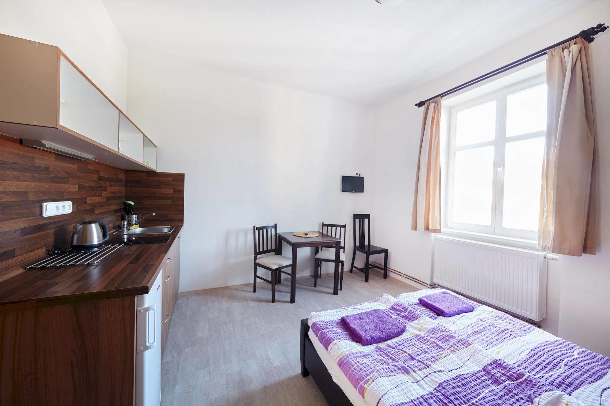 Hostel Foster Mariánské Lázně Kültér fotó